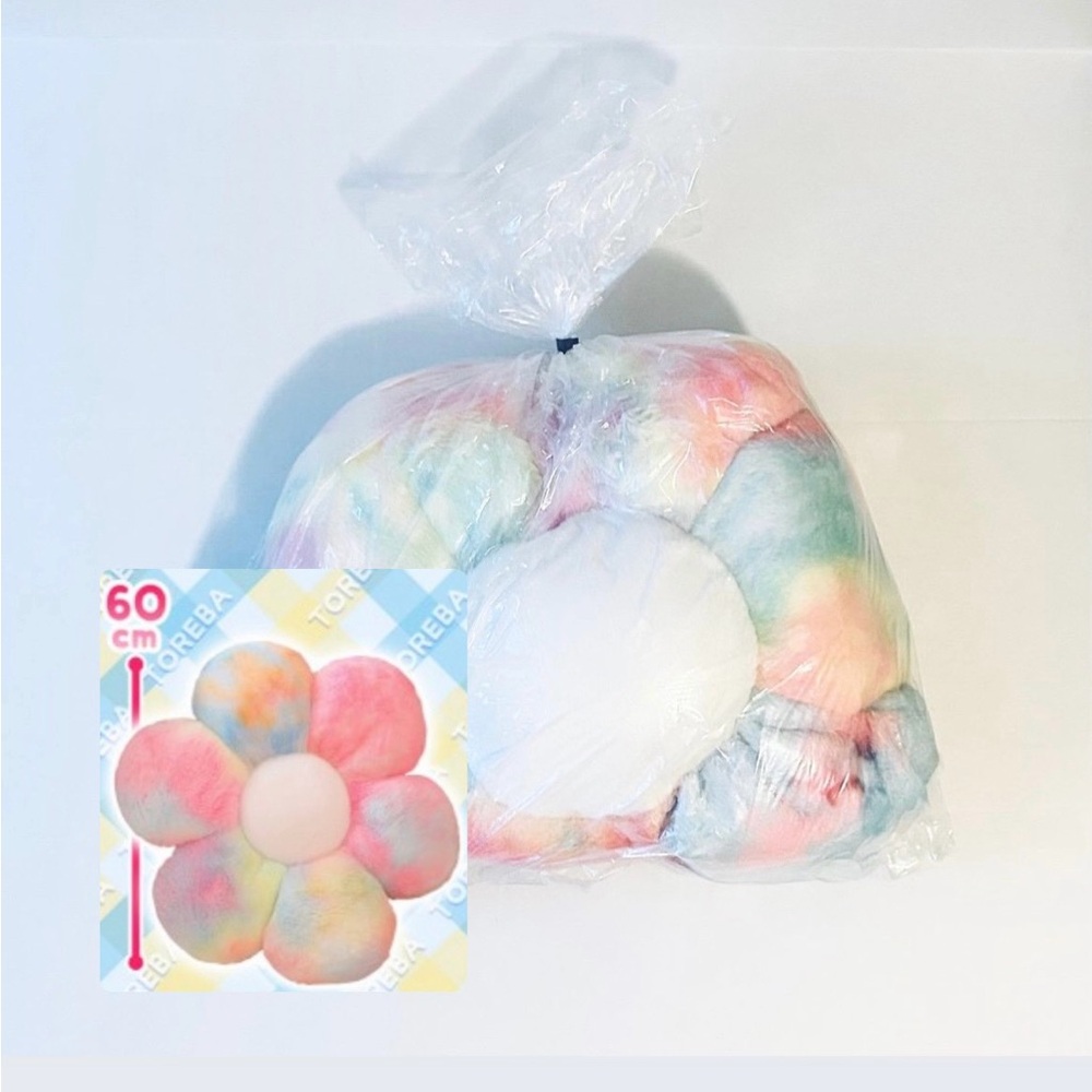 Fluffy Flower Toreba Cushion
